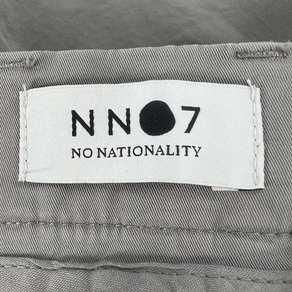 NWT NNO7 No Nationality Gray Mid Rise Shorts Size 38 Men's - Picture 2 of 9
